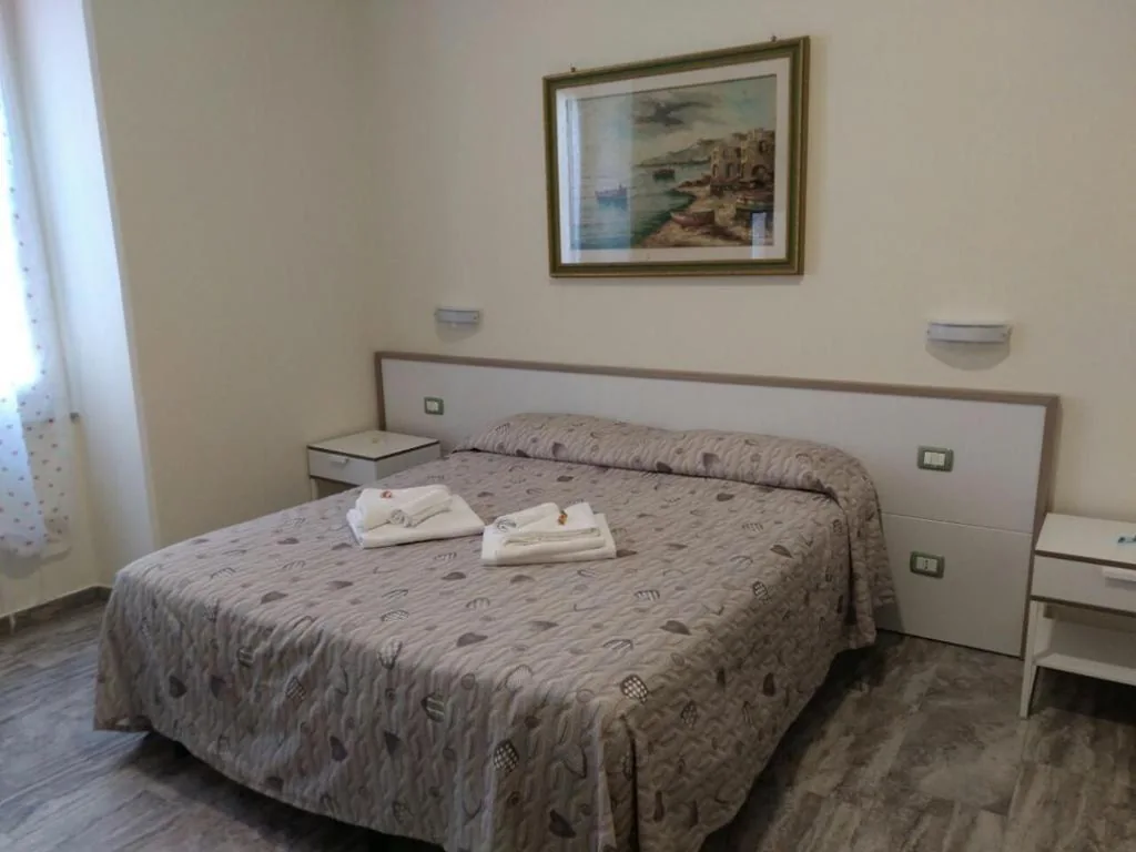 Camera Quadrupla — La Branda Brin Guest House