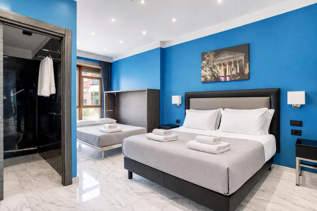 Luxury Quadruple Room — AR ROOMS ROME By RHR
