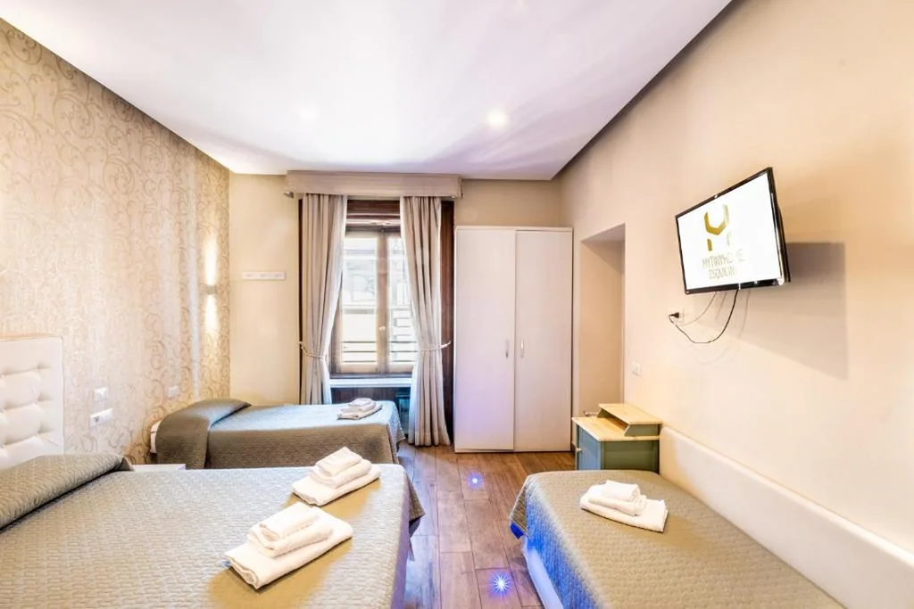 Camera Quadrupla Luxury — MyTinyHome Esquilino