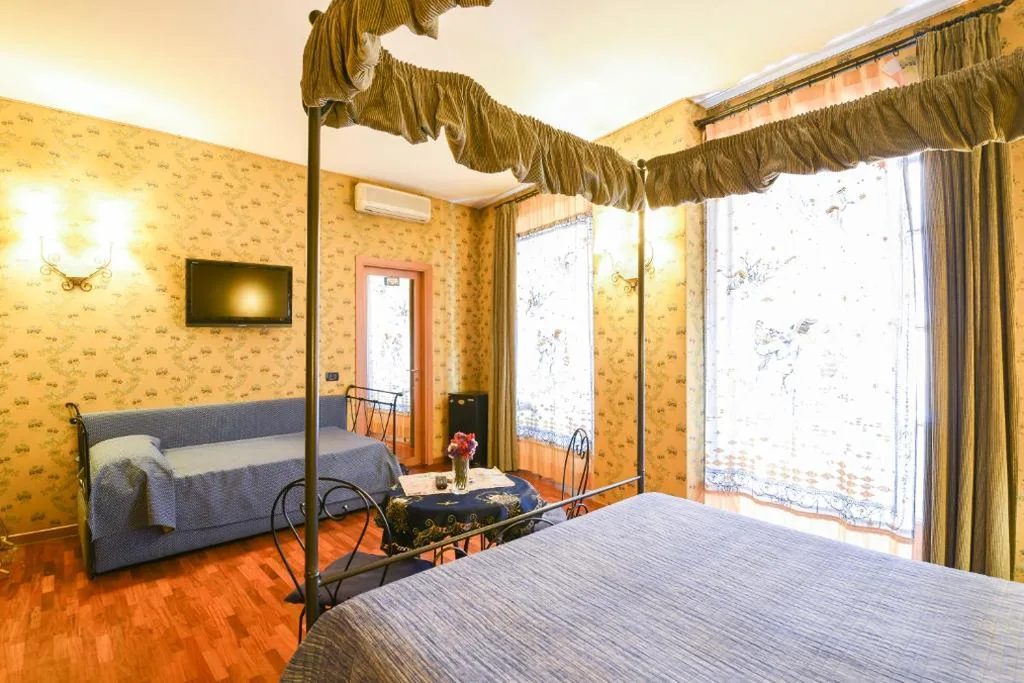 Quadruple Room — Residenza Ave Roma