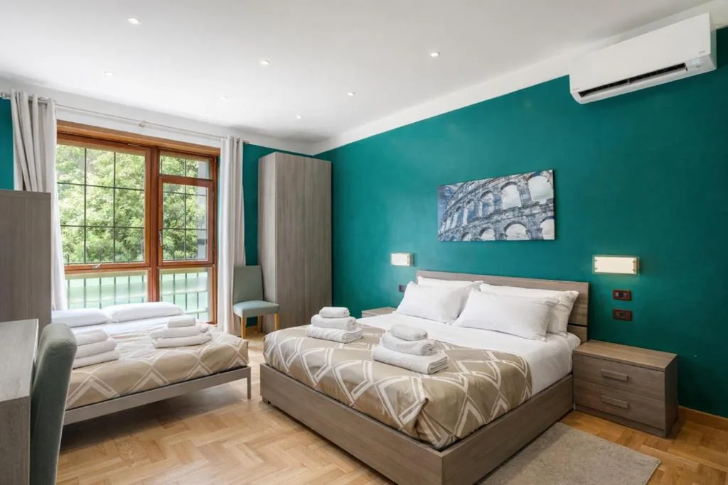 Superior Quadruple Room — AR ROOMS ROME By RHR
