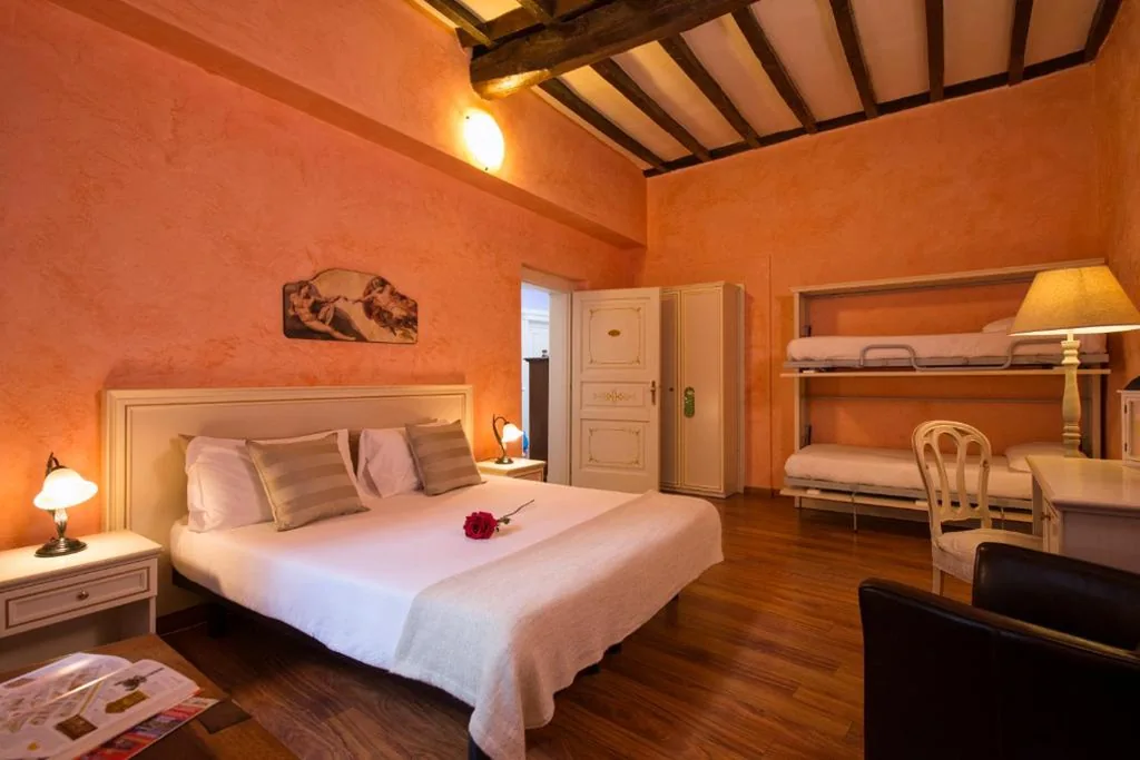 Superior Quadruple Room with 1 Double Bed and 1 Bunk Bed — Navona Tower Relais