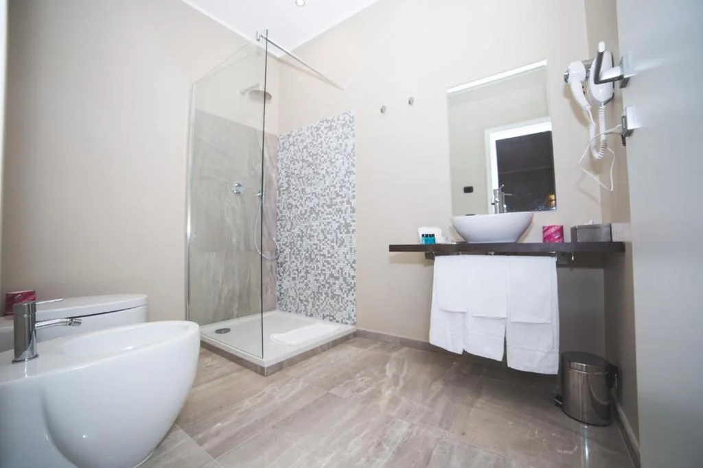 Quadruple Room — Trevi Portrait