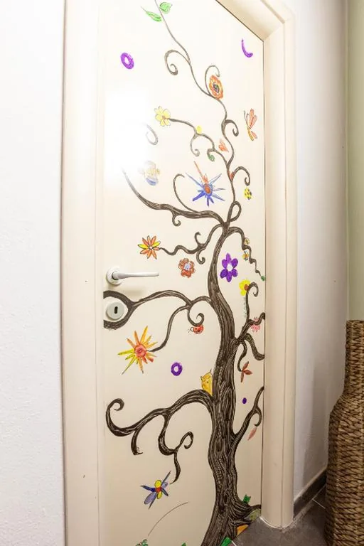 Queen Room with Balcony — Il Giramondo