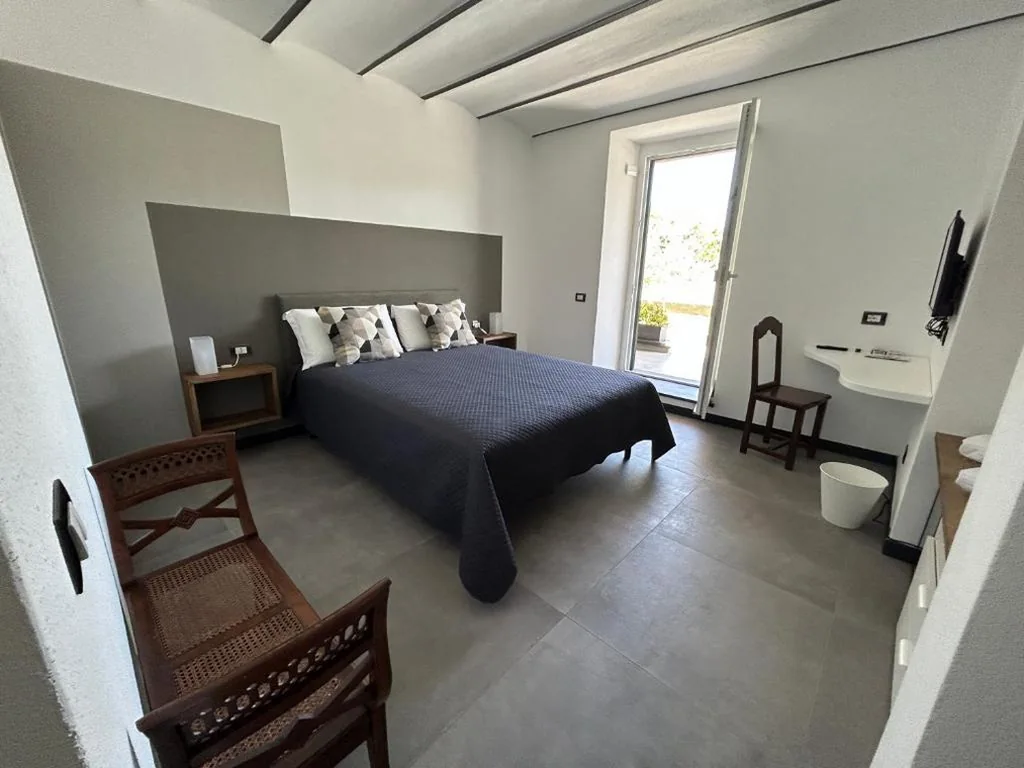 Camera Queen con Vista Piscina — Il Canneto