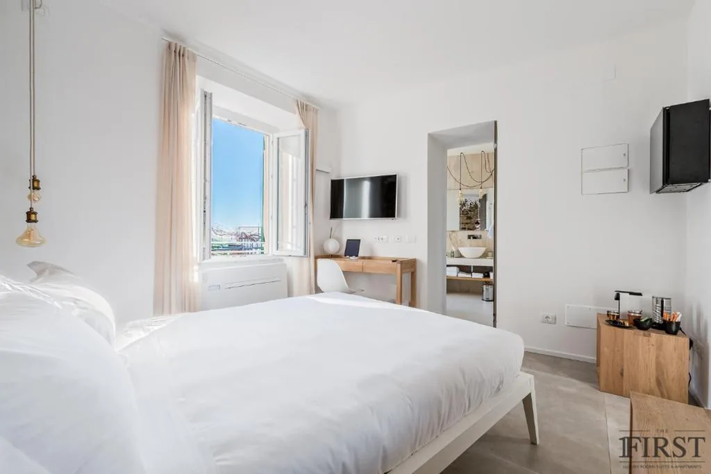 Queen Deluxe Room — Il Sogno di Manarola by The First