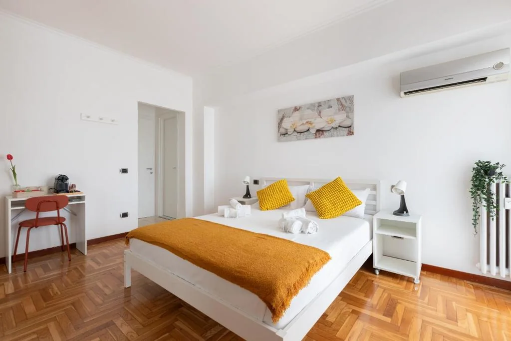 Queen Deluxe Room — San Paolo Suites Metro Station