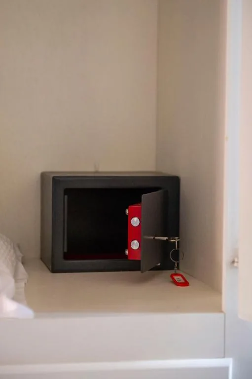 Queen Standard Room — B&B Appartamenti l’Anfora