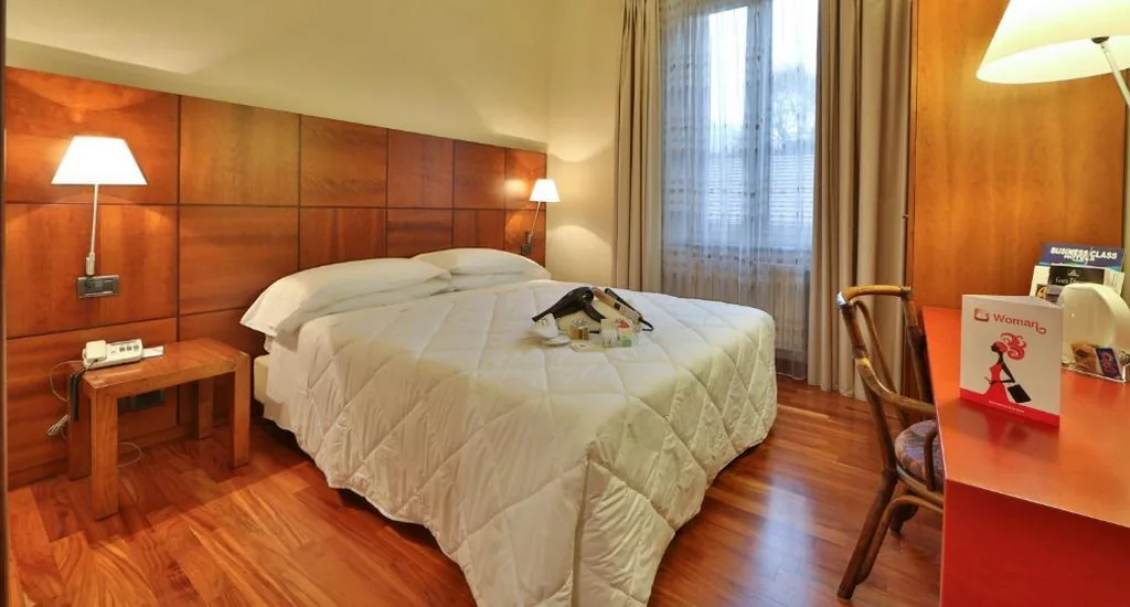Camera Queen Standard — Best Western Hotel Crimea