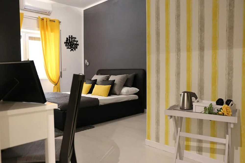 Standard Queen Room — Le Coq Suites