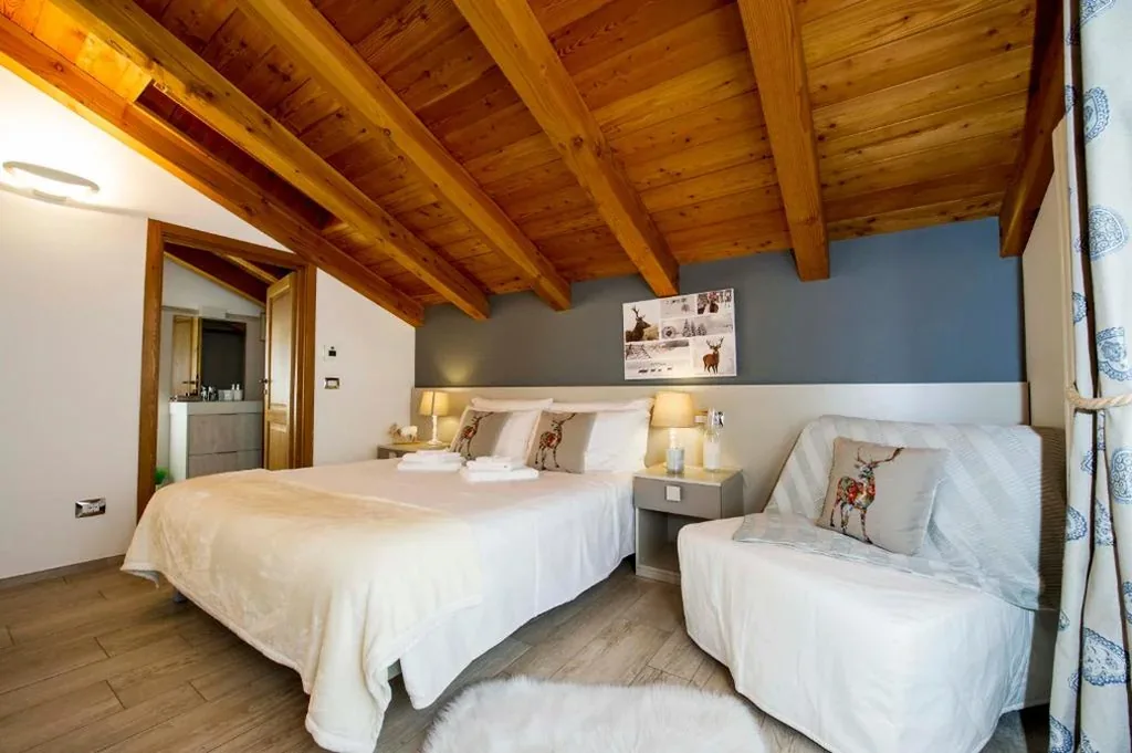 Camera Queen Superior — B&B Pousada Rio Aosta-servizi di Bed and breakfast