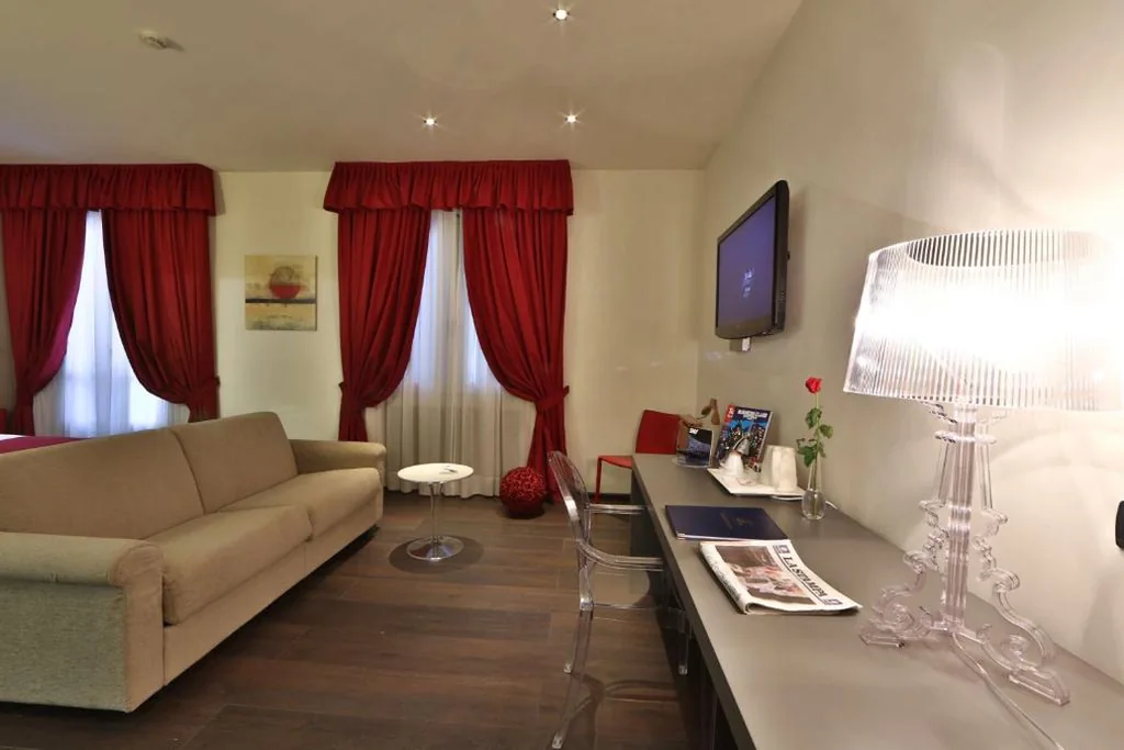 Queen Superior Room — Best Western Hotel Genio