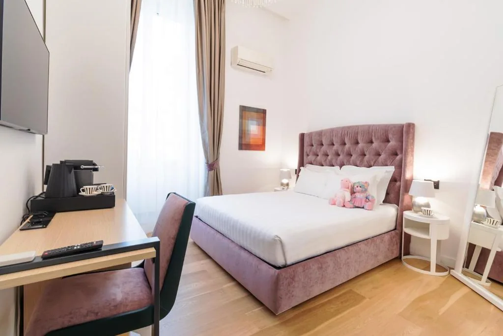 Camera Queen Superior — Domus Aurea Luxury Suites