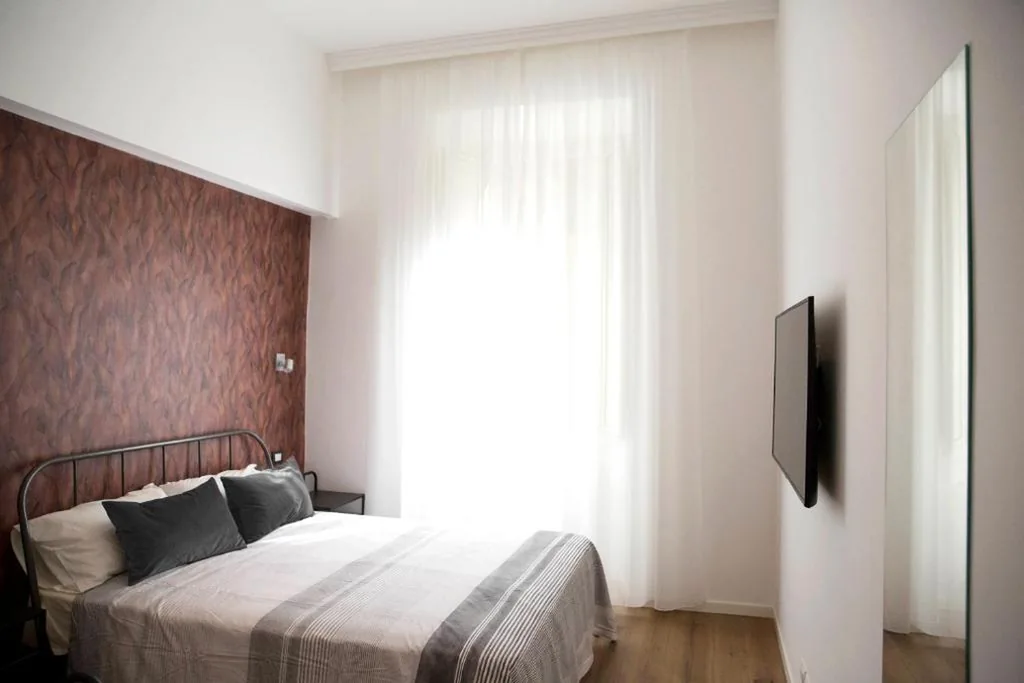 Superior Queen Room — Four Elements