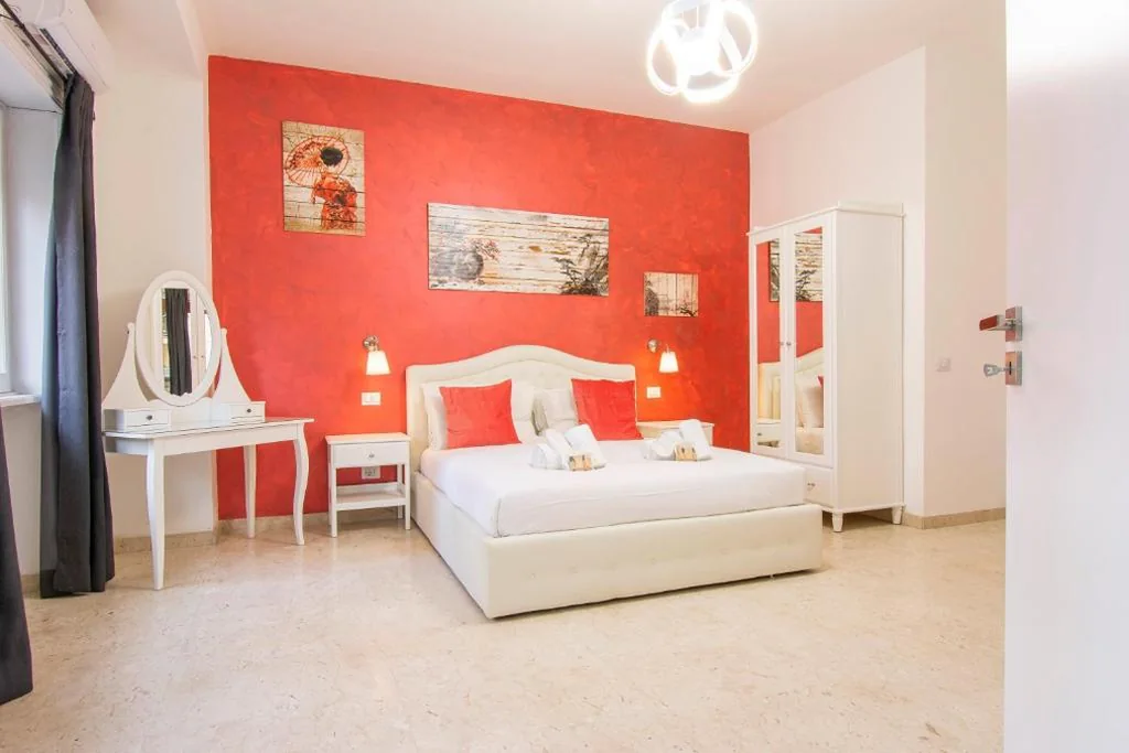Queen Superior Room — Luxury Boutique Hotel