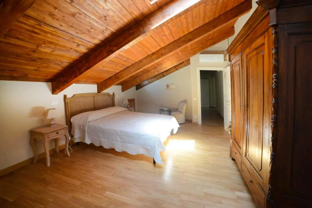 Camera Queen — Tenuta degli Angeli Rossi