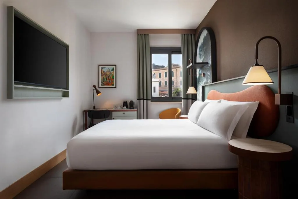 Queen Room — The Spring House Hotel Rome Vatican, Tapestry Collection Hilton