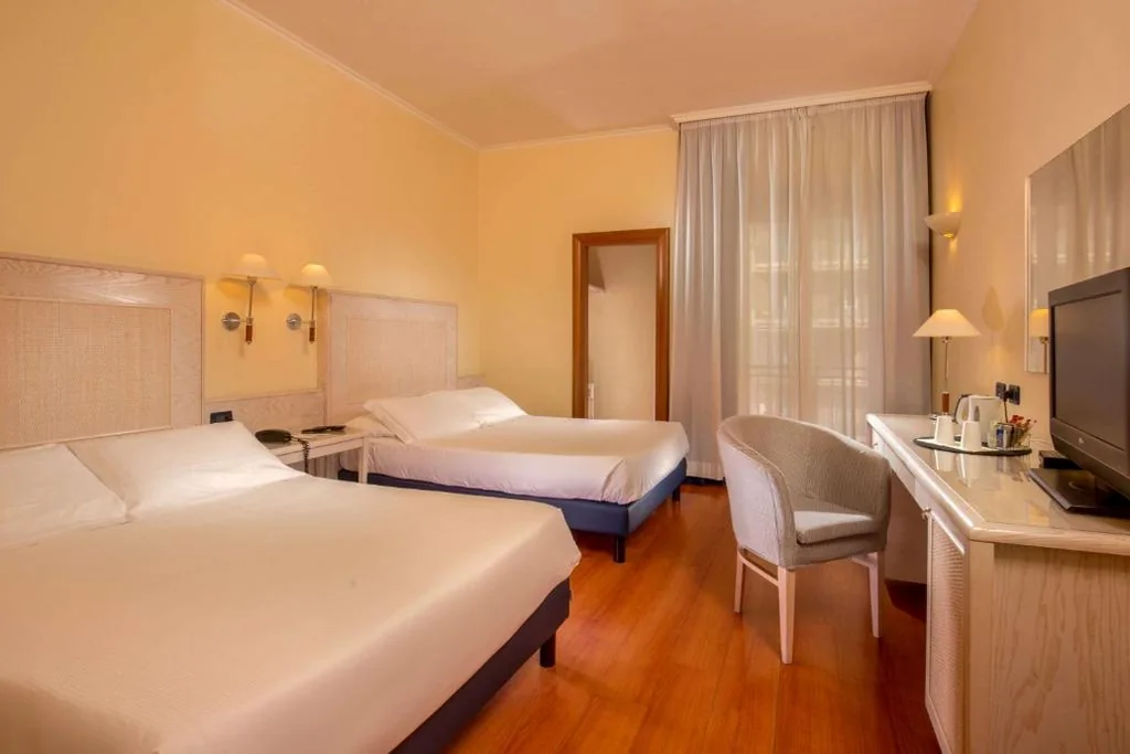 Quintuple Room — Best Western Plus Hotel Globus