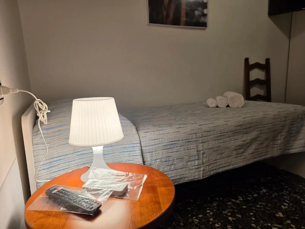 Camera Singola — Affittacamere A Filippo’s Room by the Sea – Gaslini