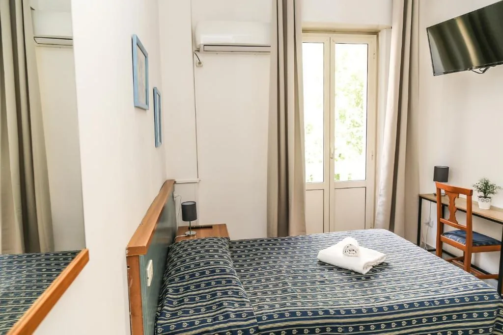 Single Room — Albergo Athena