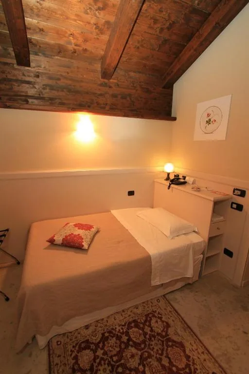 Camera Singola — Albergo della Ceramica