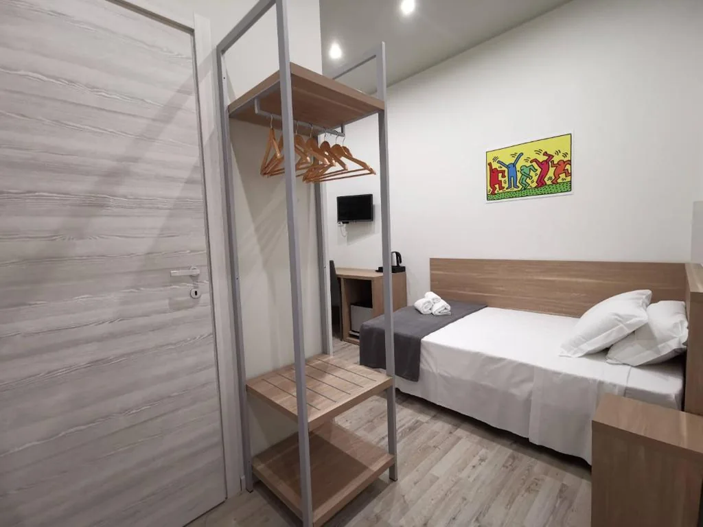 Large Single Room — A&B Affittacamere a Boccadasse