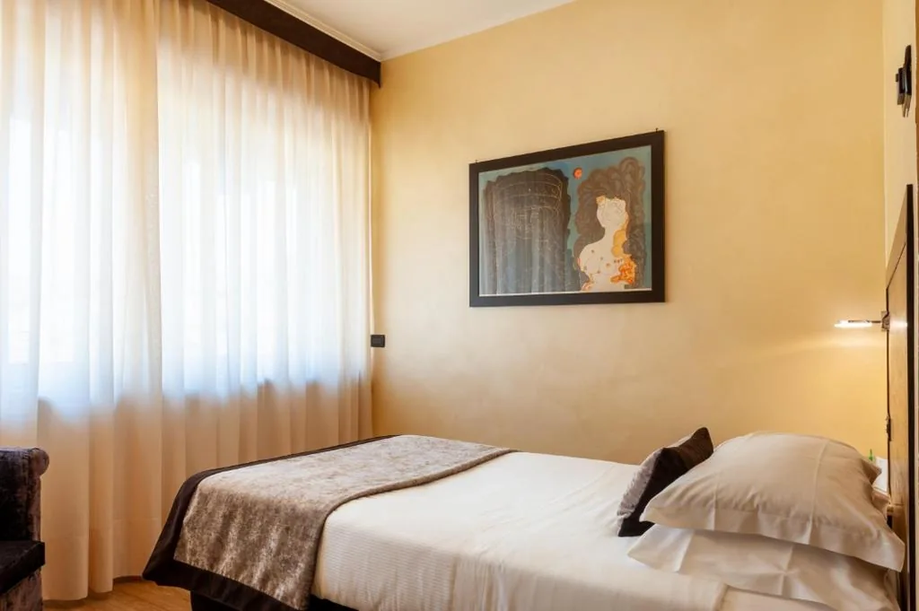 Camera Singola — Augustus Hotel