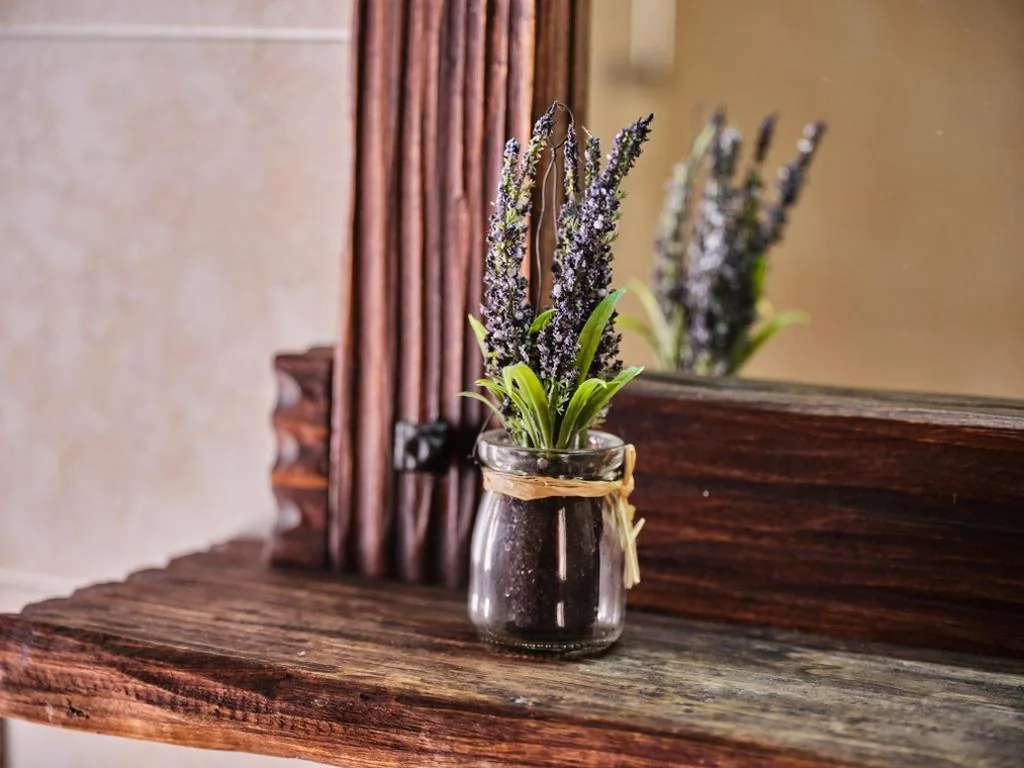 Single Room — Circolo Operaio Acli Colloro