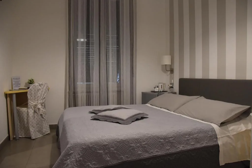 Camera Singola Classic — Affittacamere e appartamenti – Rent rooms and Apartments Le Camere Nel Corso – ADULTS ONLY