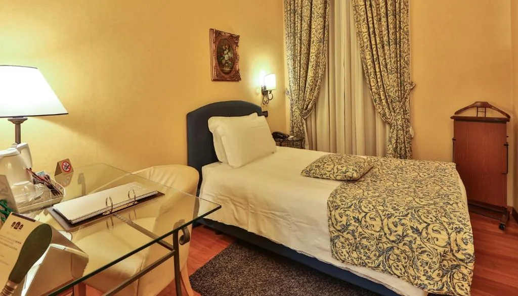 Classic Single Room — Best Western Plus Hotel Genova