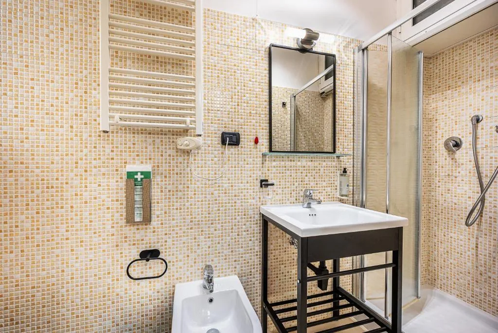 Single Room — Cola Di Rienzo Suite Guest House