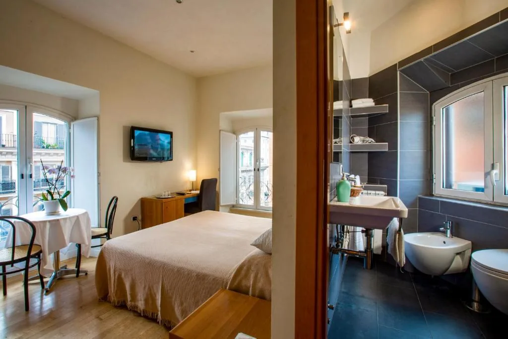 Comfort Single Room — Tourist House B&B