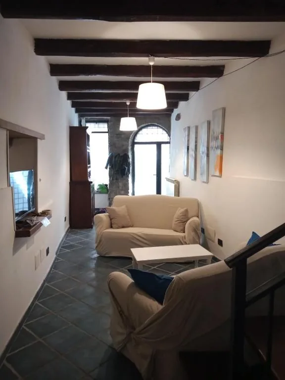 Camera Singola con Bagno in Comune — ANNA’S House Convenzione Militari