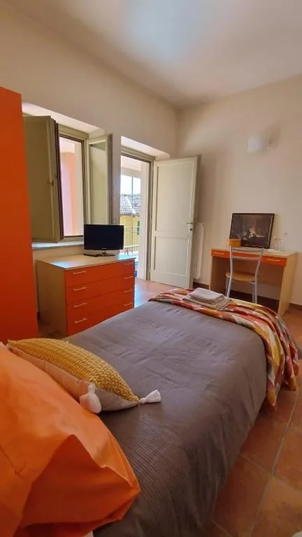 Single Room with Shared Bathroom — La Locanda di Campagna a Guardabosone