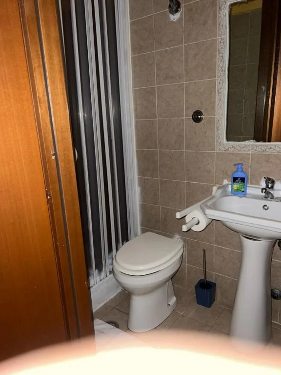 Single Room with Bathroom — Magenta Roma house