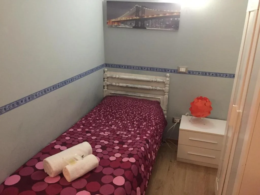 Camera Singola con Bagno Privato — B&B SPQR