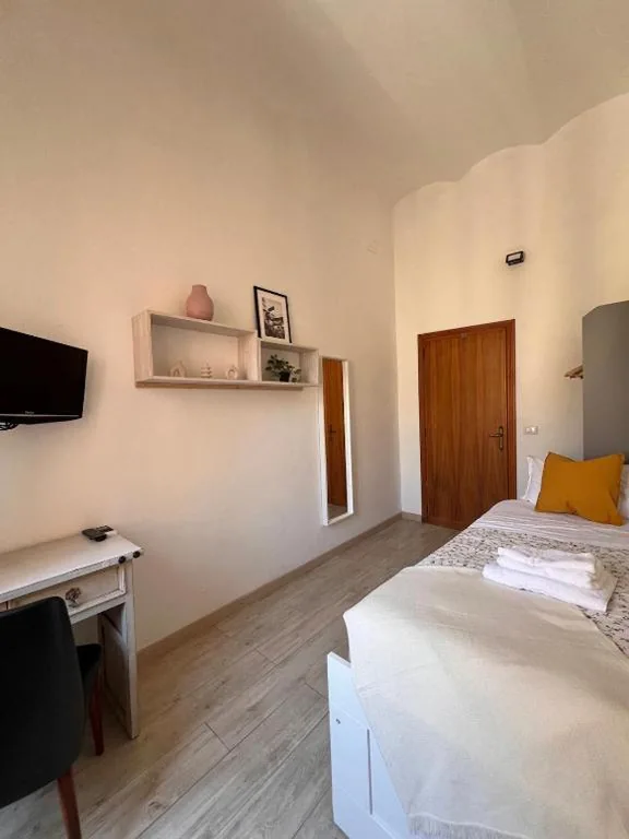 Camera Singola con Bagno Privato — Central Rooms – Vatican