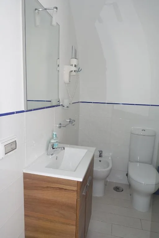 Camera Singola con Bagno Privato — Il Capriccio Guesthouse