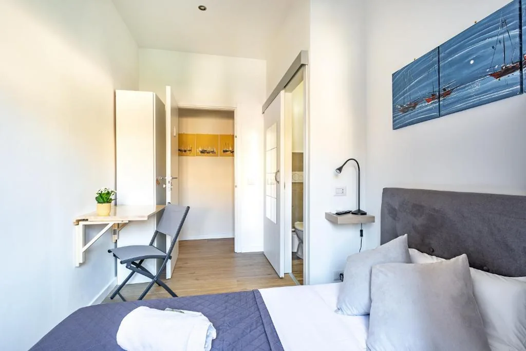 Camera Singola con Bagno Privato — La casa di Elba