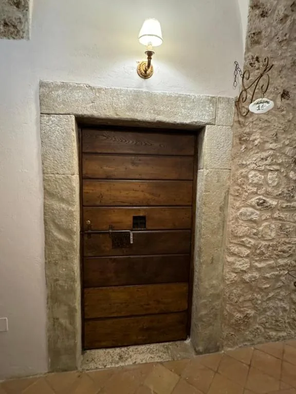 Camera Singola con Bagno Privato — Le Prigioni del Palazzo B&B