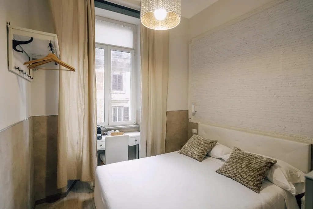 Camera Singola con Bagno Privato — Walker Rooms