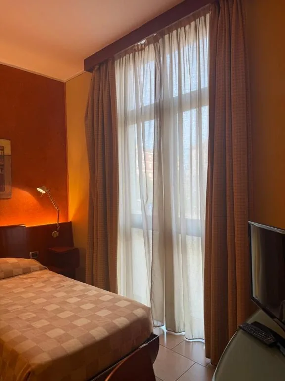 Camera Singola con Doccia — Albergo Ristorante San Marco