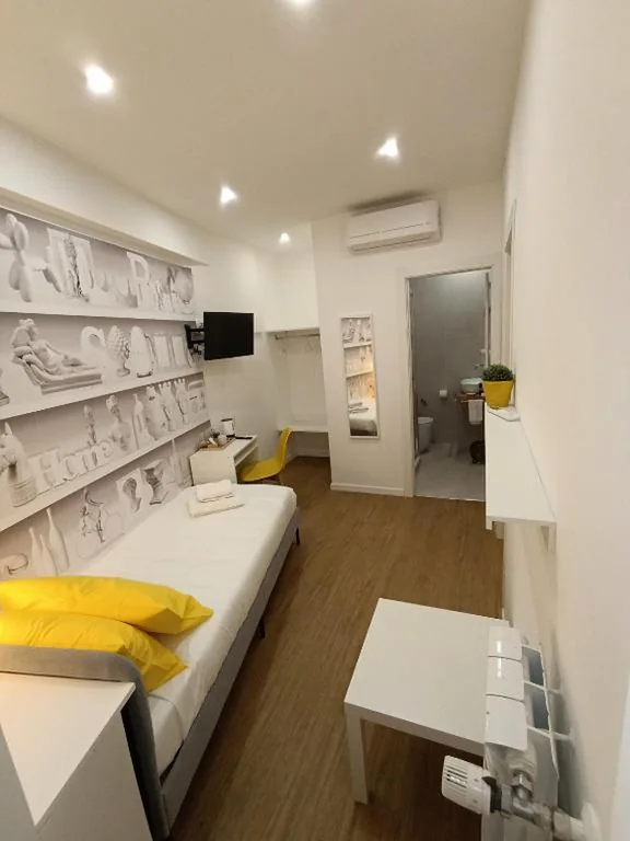 Camera Singola con Terrazza — King’s Place