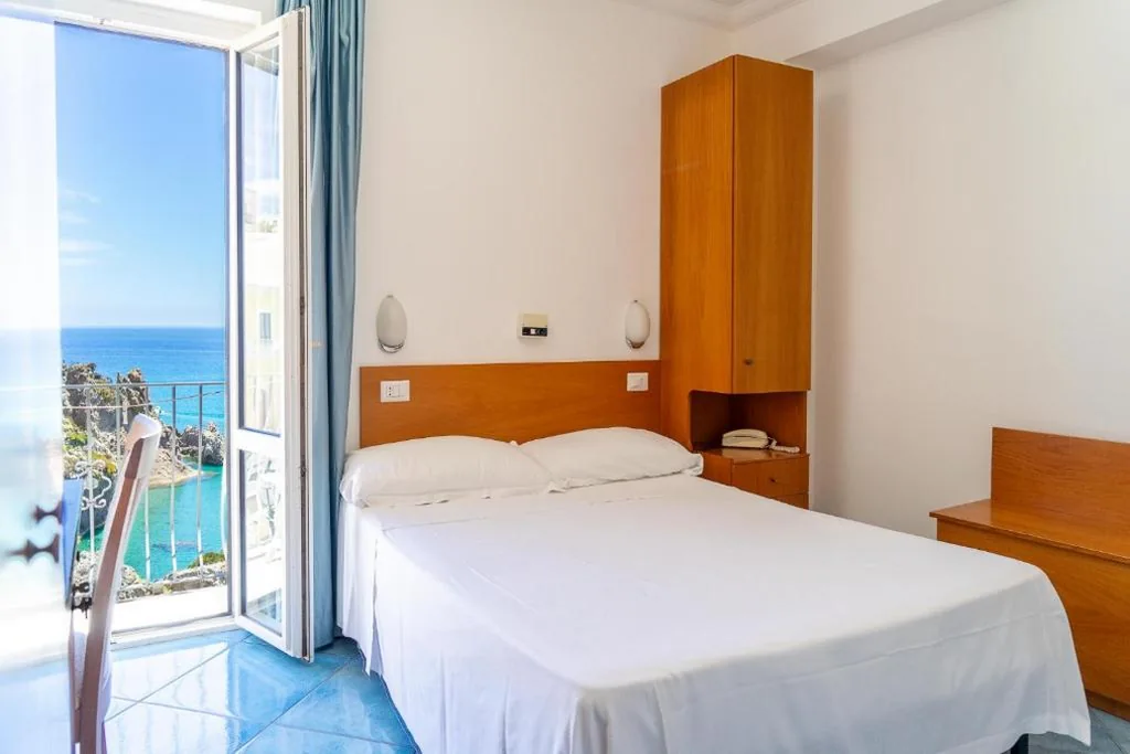 Camera Singola con Vista Mare — Hotel Bellavista
