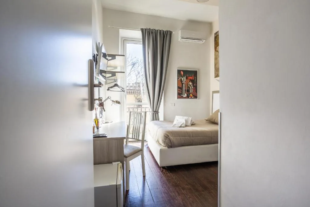 Camera Singola Deluxe con Balcone — Relais Incantesimo Vaticano