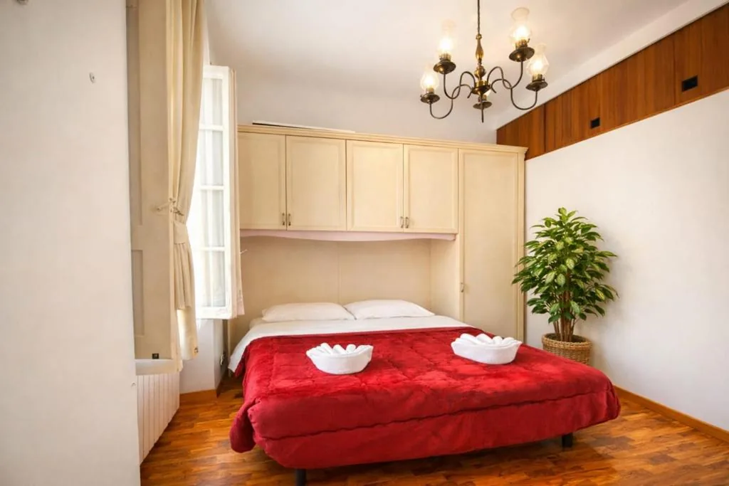 Deluxe Single Room — EXCELLENT Palace