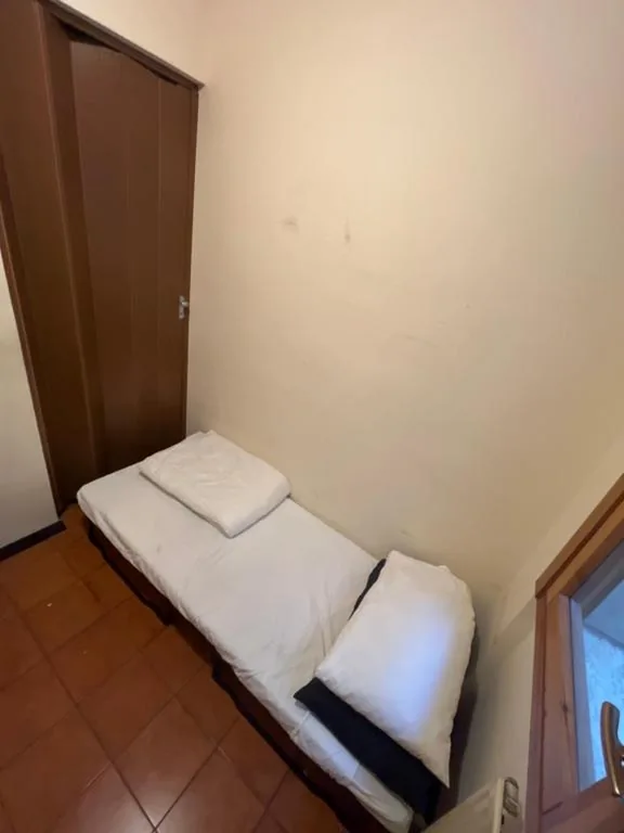 Camera Singola Economy — Ciamarra Guesthouse PET FRIENDLY dog and cat accepted