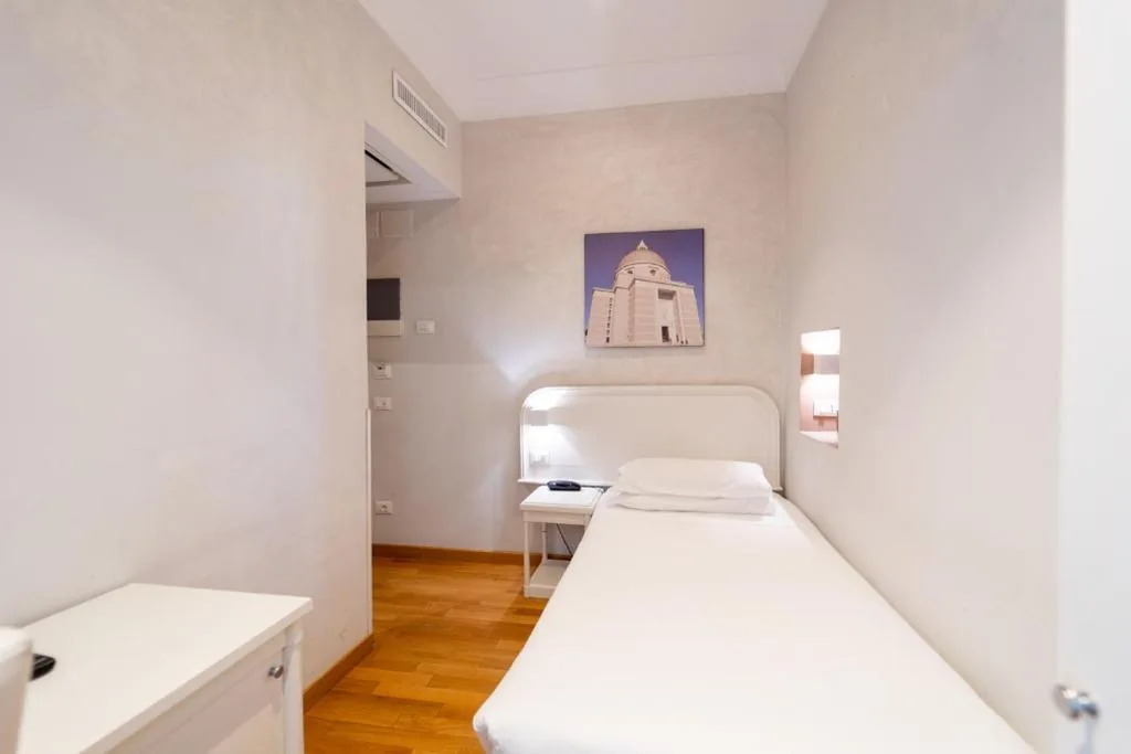 Camera Singola Economy — Hotel Oxford