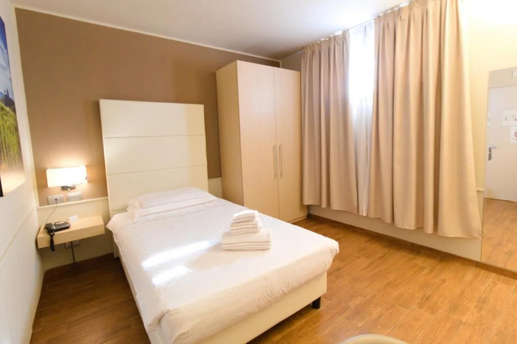 Camera Singola Economy — Hotel Terre Dei Salici