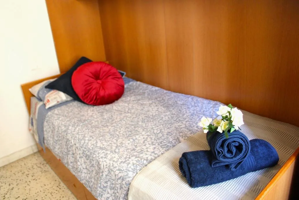 Economy Single Room — Mikasa Balduina Roma